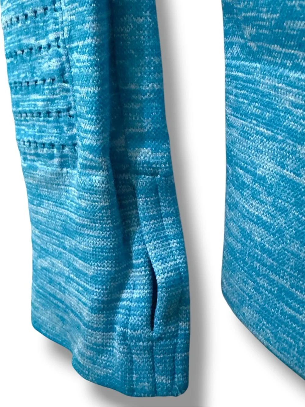 Nike Pro | NWOT Turkey Women’s Blue Lightweight Hooded Performance Sweater (S)